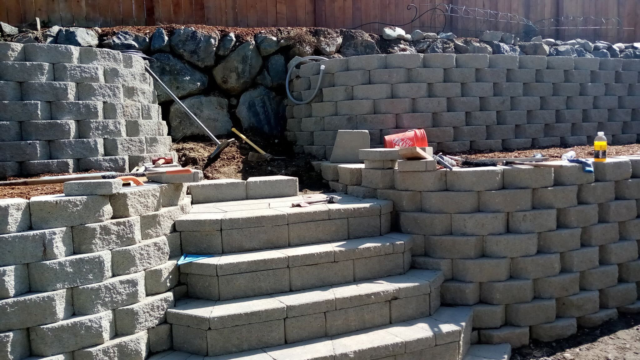 Retaining Wall With Steps
